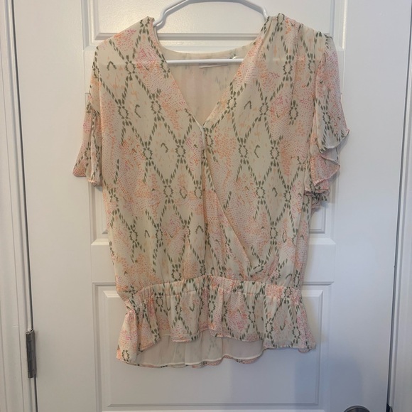 Ramy Brook Cream Short Ruffle Sleeve Faux Wrap Blouse Top Medium Careerwear - Picture 8 of 11